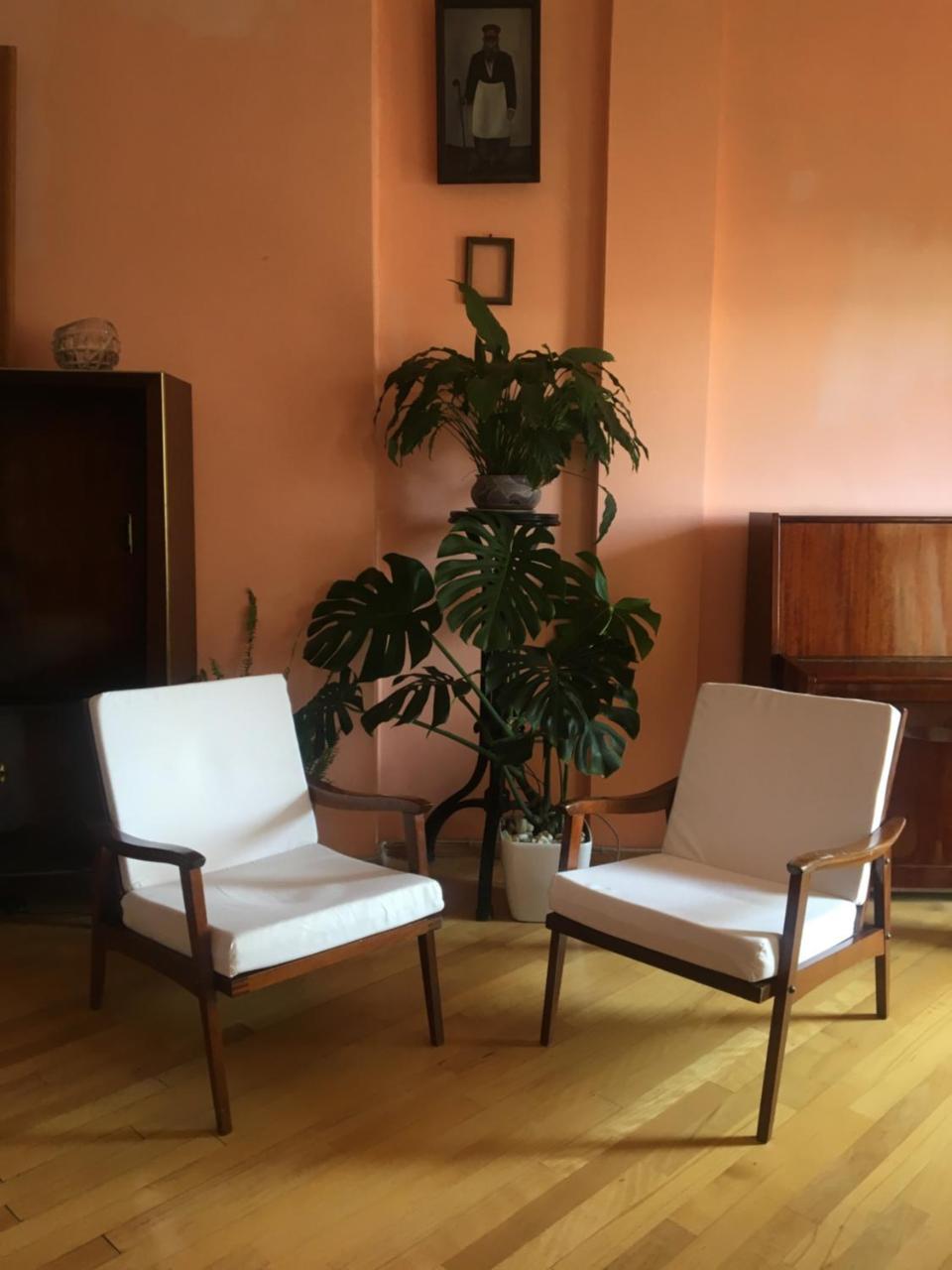 Feel at Home Tbilisi Buitenkant foto